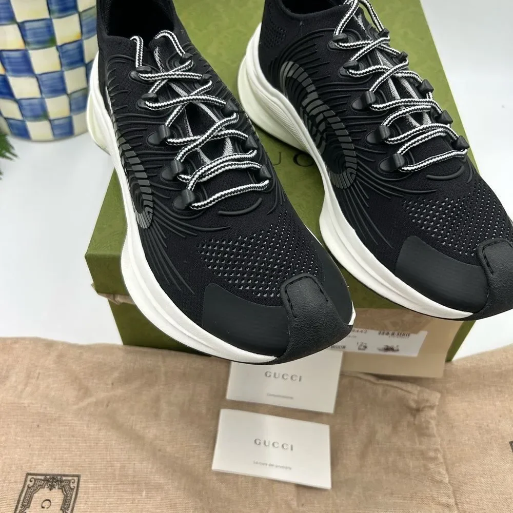 Men’s Gucci run interlocking G sneakers size 12.5 made in Italy